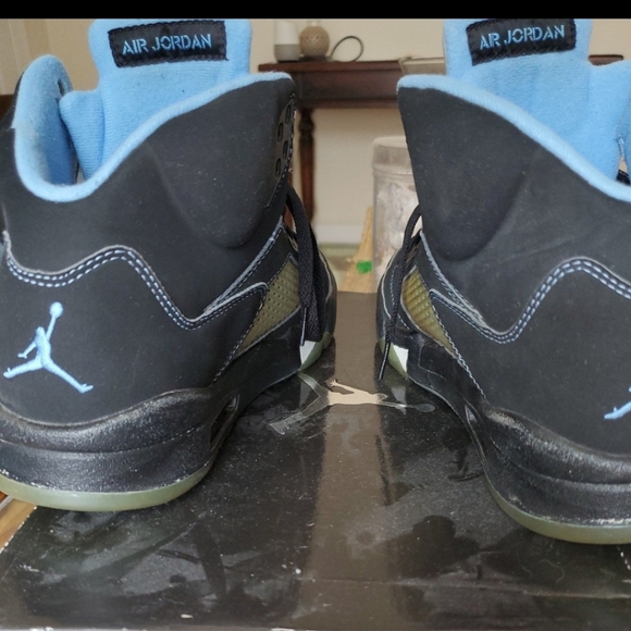 Air Jordan Retro 5 \'UNC\' (Size 10) main image 6